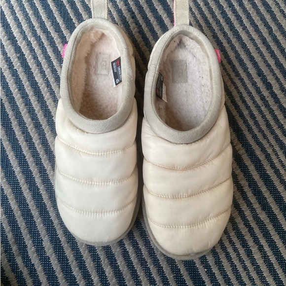 Tasman beige Uggs pink pulls. men’s size us 10 & size 11 GUC - Picture 1 of 6